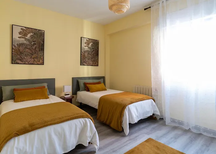 Cerca Estaciones Apartmán Santander