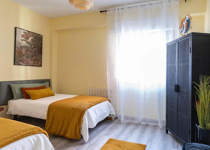 Cerca Estaciones * Santander