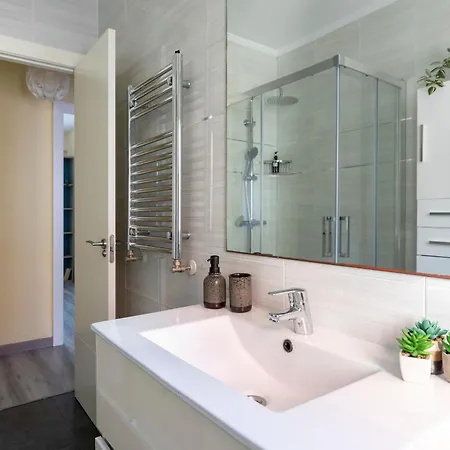 Cerca Estaciones * Santander